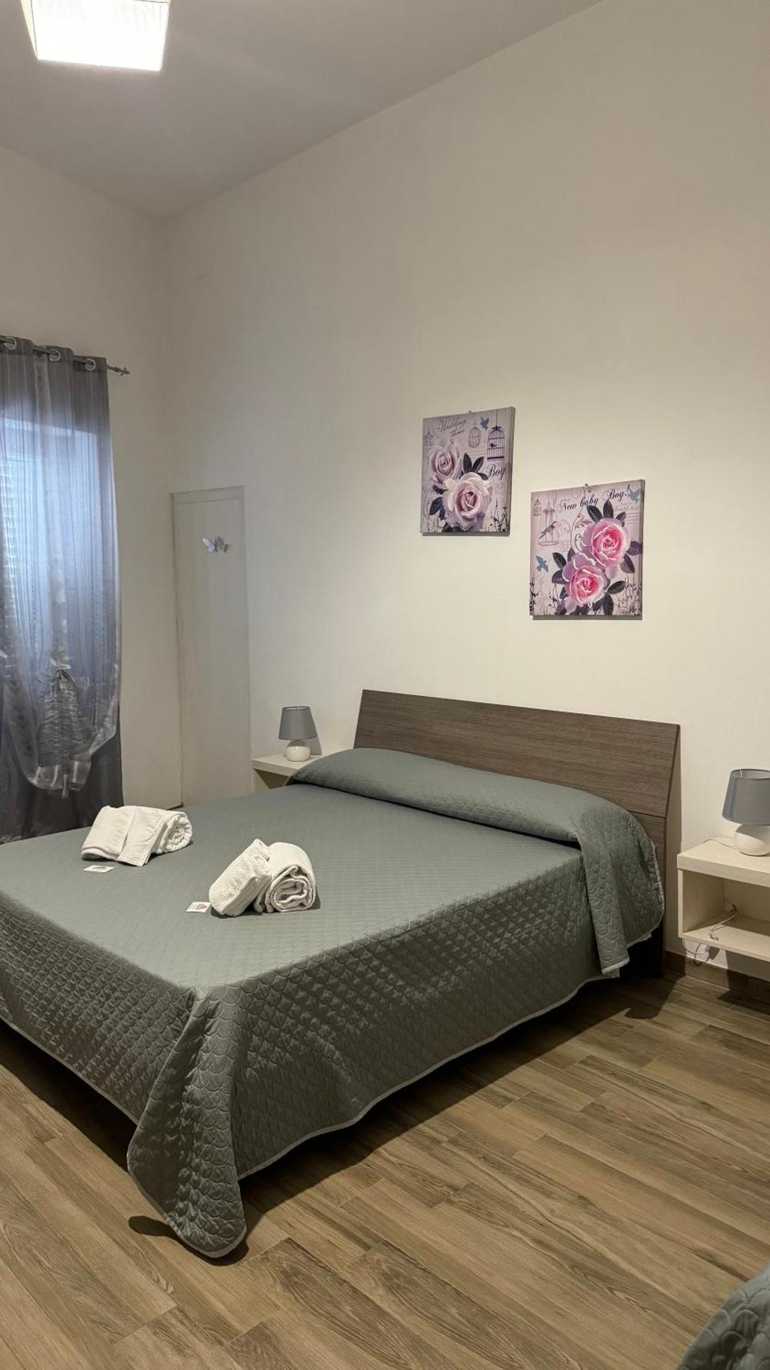 Carpentry Bed & Breakfast Uggiano La Chiesa Luaran gambar