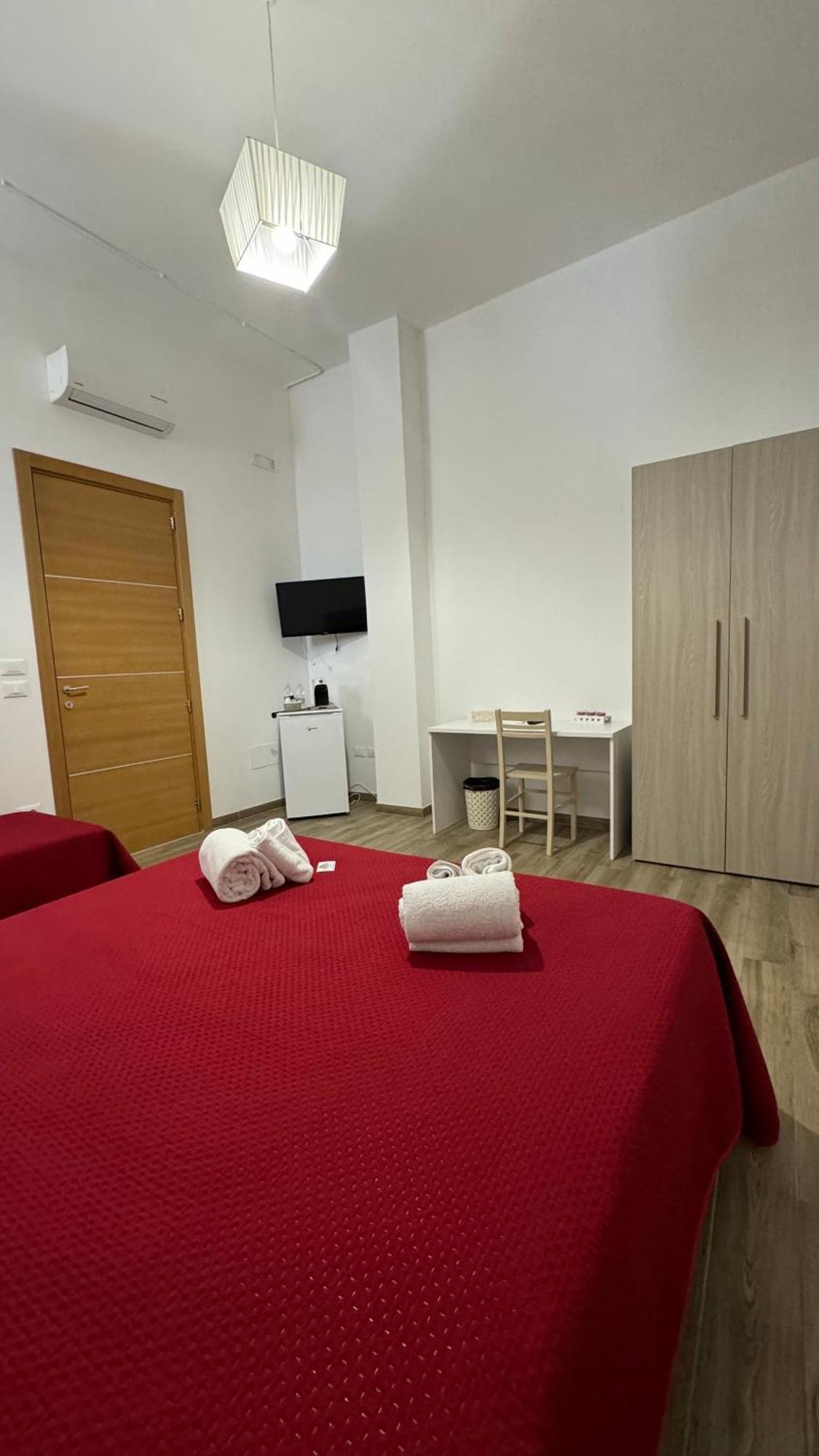 Carpentry Bed & Breakfast Uggiano La Chiesa Luaran gambar