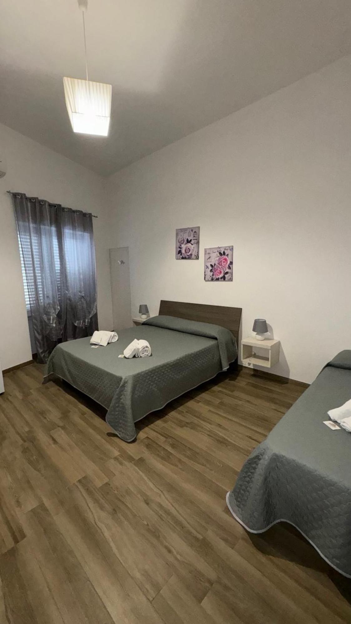 Carpentry Bed & Breakfast Uggiano La Chiesa Luaran gambar